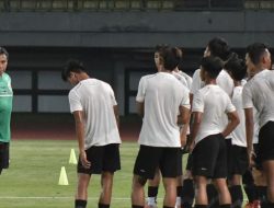 Kalah Uji Coba Perdana, Bima Sakti Nilai Timnas U-17 Punya Prospek Bagus