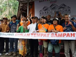 Aksi Nyata Revolusi Mental, Muhadjir Effendy Puji Generasi Muda