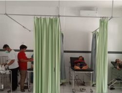 Diduga Keracunan Makanan, Belasan Warga di Cianjur Mendapat Perawatan di Puskesmas
