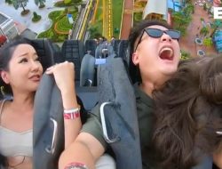 Kocak! Rambut Palsu Lucinta Luna Copot Saat Naik Roller Coaster, Wujud Aslinya Terbongkar