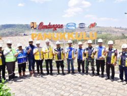 Pj Gubernur Bahtiar Tinjau Bendungan Pamukkulu, Progres Pembangunan 80 Persen, Bakal Diresmikan Jokowi