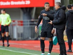 PSG Menang Lewat Gol Mbappe di Menit 89, Luis Enrique Akui Brest Bikin Repot