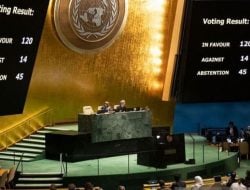 Presiden Majelis Umum PBB Dennis Francis Serukan Perdamaian di Timur Tengah