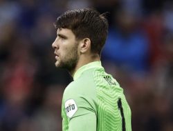 Double Savenya Hadapi La Galaxy, Bawa Maarten Paes Raih Penghargaan Save of The Year