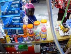 Viral Kiosnya Nyaris Dirampok, Desi: Saya Panik, tetapi Mending Dilawan
