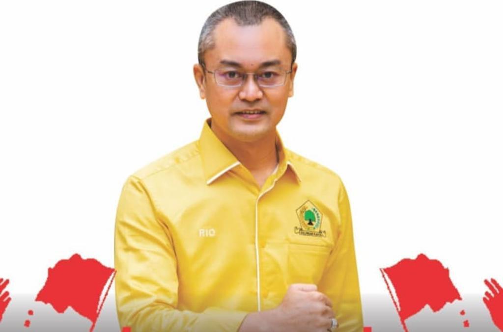 Andi Rio Idris Padjalangi