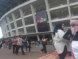 Konser Coldplay, Penggemar Mulai Padati Stadion Utama Gelora Bung Karno