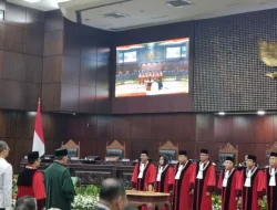 Tanpa Kehadiran Anwar Usman, Suhartoyo Resmi Bacakan Sumpah Jabatan Ketua MK