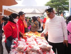 Pj Gubernur Bahtiar Pastikan Stok dan Harga Pangan Stabil di Bulukumba 