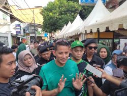 Tiga Bulan Warga Pesisir Makassar Beli Air Bersih, Sandiaga Uno: Ini Sangat Tidak Adil