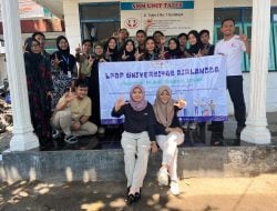 Modal Bersaing di Dunia Kerja, Penerima LPDP UNAIR Gelar Pelatihan Bahasa Inggris bagi Pemuda