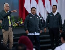 Survei Indikator: Elektabilitas Prabowo Tinggi di Provinsi Kunci, Ganjar Mulai Ngos-ngosan