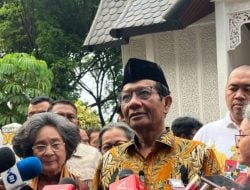Mahfud Ingin Kembalikan UU KPK Lama