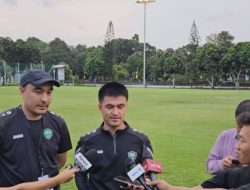 Jelang Pertandingan Ujicoba, Pelatih Tim Uzbekistan U-20 Pantau Perkembangan Sepak Bola Indonesia