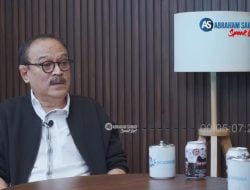 Tanggapi Kondisi Politik Saat Ini, Eros Djarot Sindir Gibran: Siapa Bapakmu, Kok Kelakuanmu Seperti Itu