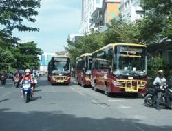 Mencari Teman Setelah Kehilangan Teman Bus