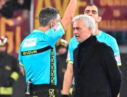 Mourinho Jadi Raja Kartu Merah di Serie A, Bahkan Pemain pun Kalah