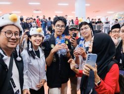 Usai Kampanye Akbar Ganjar Mahfud di GBK, Alam Ganjar Turun Tangan Langsung Bersih-bersih Sampah