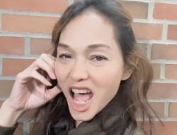 Bunda Corla: Syarat Kerja di Indonesia Tidak Masuk Akal, Tak Heran #KaburAjaDulu Jadi Pilihan