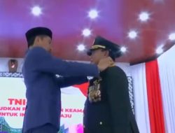 Presiden Beri Pangkat Jenderal Kehormatan ke Prabowo, Warganet Sentil Jokowi