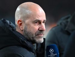 Imbang di Kandang, Pelatih PSV Peter Bosz Masih Percaya Diri Lolos 8 Besar Liga Champions