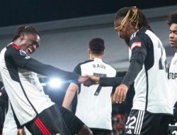 Gol Menit 97, Fulham Permalukan MU di Old Trafford