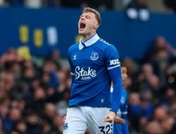 Goda Bek Andalan Everton, MU Diminta Siapkan Rp1,6 Triliun