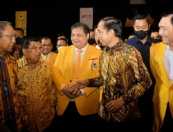 Jokowi Disebut Siap ‘Begal’ Golkar, Lukman Simandjuntak: Salah Sendiri Pilih Ketua Tersandera Kasus