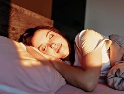 Tidak Usah Kembali Tidur, Berikut Kegiatan Bermanfaat yang Bisa Dilakukan Setelah Sahur
