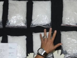 Personel TNI AL Gagalkan Penyelundupan Sabu-sabu 70 Kilogram