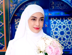 Celine Evangelista Mengenakan Hijab Saat Ikut Kajian Islam, Tanya Ustaz Hanan Attaki tentang Taaruf