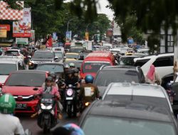 Angkutan Barang Dibatasi Mulai 5 April, Pengerjaan Ruas Nasional Setop Sementara