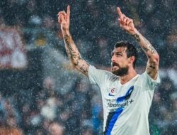 Bek Inter Milan Francesco Acerbi Bisa Dihukum 10 Laga, Pemain Napoli Juan Jesus Tuduh Lakukan Pelecehan Rasis