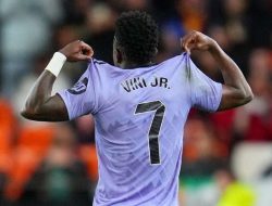 Tiga Fans Valencia Dipenjara 8 Bulan karena Ejek Vinicius Junior