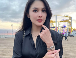 Netizen Serukan Sanksi Sosial Buat Sandra Dewi