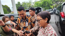 Menteri Luar Negeri Retno Marsudi saat ditemui di Istana Kepresidenan RI, Jakarta, Jumat (5/4/2024). ANTARA/Mentari Dwi Gayati