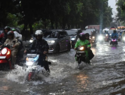 Pemprov DKI Diminta Tetap Siaga Banjir Selama Libur Lebaran