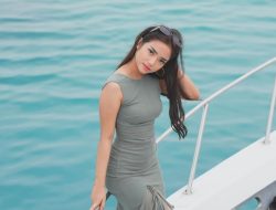 Soroti Aktivitas Fuji saat Kabar Thariq Halilintar Resmi Lamar Aaliyah Massaid, Netizen: Pura-pura Bahagia Itu Ga Enak