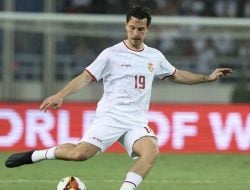 Gol Jarak Jauh Thom Haye Bawa Timnas Indonesia Unggul 1-0 dari Filipina di Babak Pertama