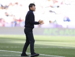 Datang Langsung Saksikan Jordi Amat Berlaga, Shin Tae Yong Pantau Pemain Timnas China