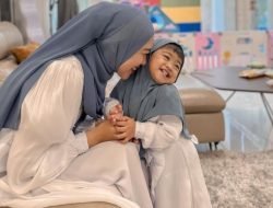 Ria Ricis Posting Foto Moana Berselimutkan Uang, Komentar Anrez Adelio Bikin Heboh Netizen