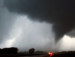 Badai dan Tornado Mematikan di AS Tewaskan 18 Orang
