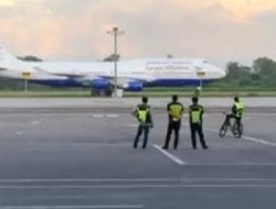 Pesawat Jemaah Haji Kloter 5 Embarkasi Makassar Mendarat Darurat, Dirut Garuda Indonesia: Kami Mohon Maaf