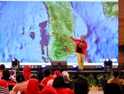 Di Hadapan IKA Unhas, Rahman Pina Sampaikan Apresiasi Amran Sulaiman kepada Danny Pomanto yang Tanggap Bencana di Sulsel