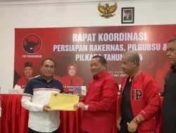 Foto Jokowi Tak Terpasang di Ruang Rakor PDIP, Jhon Sitorus: Tidak Ada UU yang Mewajibkan Memasang Foto Presiden