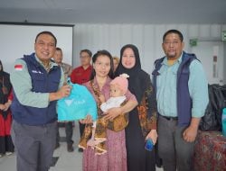 PT Vale Serahkan Bantuan Alkes dan Paket Makanan Sehat untuk Puskesmas di Area Pemberdayaan