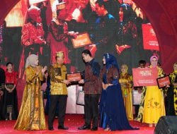Ditutup dengan Meriah, Pj Gubernur Zudan Harap Festival Sulsel Menari Kembali Digelar Tahun Depan
