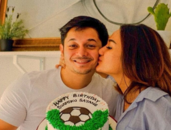 Belum Resmi Cerai dengan Tengku Dewi, Andrew Andika Kepergok dengan Wanita Lain