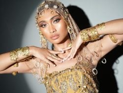 Novia Bachmid Jadi Bulan-bulanan Netizen karena Lagu Barunya