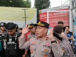 Demo Pertamina TBBM Makassar Nyaris Ricuh, Polisi: Akses Masuk Tidak Boleh Ditutup, Saya Pertaruhkan Jabatan Saya!